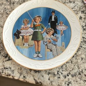 Shirley Temple StandUp & Cheer Plate
